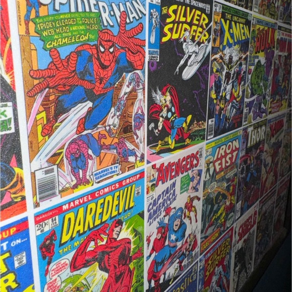 Marvel Comics Poster - Picture 2 of 4